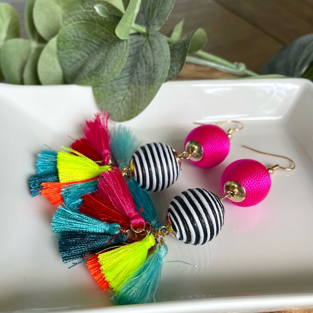 BRAND NEW Boutique Earrings
